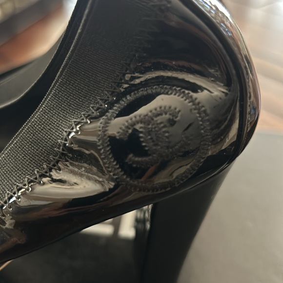Patent leather Chanel Escarpin pumps. Size 37 - Picture 3 of 13